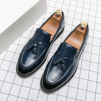 размери: 38-46, Мъжки лоферы с бретон в стила на Американската академия, Мъжки управление, Ежедневни обувки, Градинска мода сини обувки от лачена кожа