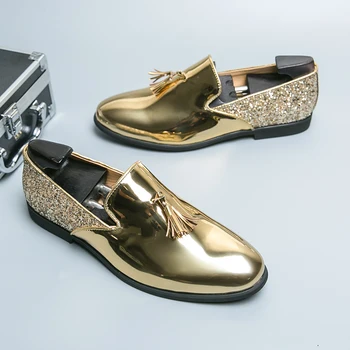 Новите златни мъжки сватбени обувки, черни лоферы, мъжки официалната обувки с пискюли, бизнес ръчна работа, безплатна доставка, размер 38-47